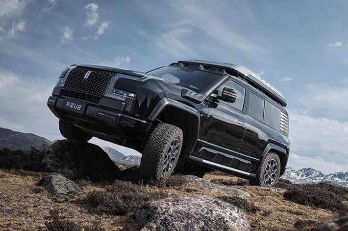 Bằng việc lựa chọn thị trường giàu có Trung Đông làm "bàn đạp", BYD cho thấy chiến lược rõ ràng là sử dụng những thị trường có sức mua cao và hạ tầng năng lượng hiện đại để từng bước xây dựng hình ảnh thương hiệu xe sang toàn cầu “Made in China”.