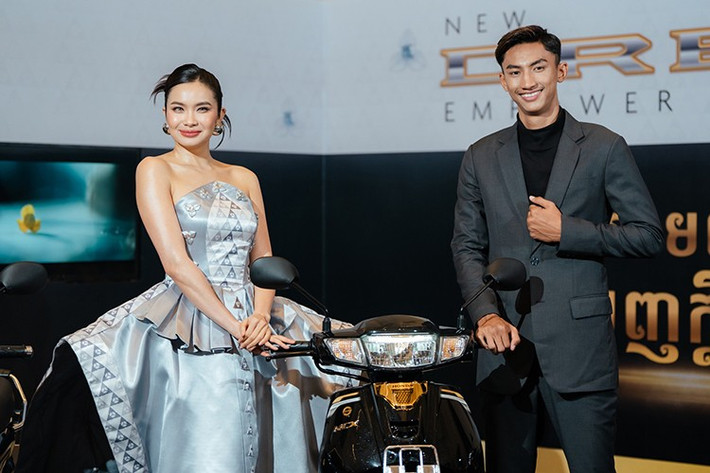 Xe dự kiến ra mắt tại Campuchia vào cuối năm 2025. Rất có thể sau đó dòng xe này sẽ được nhập về thị trường Việt Nam. Phiên bản đời cũ từng được bán tại Việt Nam vào năm ngoái với giá từ 110.000.000 đồng.