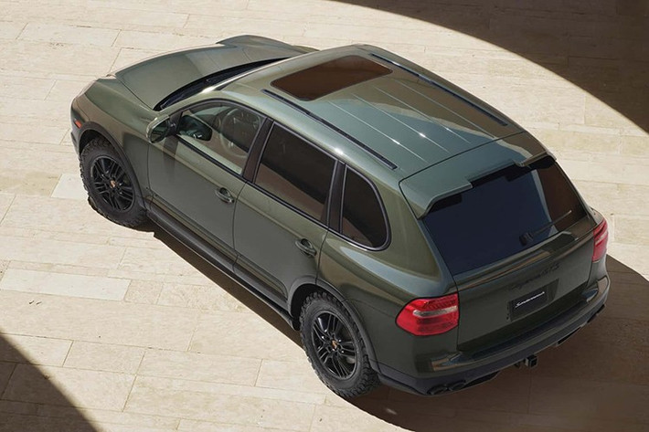 Chương trình Sonderwunsch đã thực hiện dự án phục chế chiếc xe SUV thể thao hạng sang Porsche Cayenne GTS thế hệ đầu tiên này ở trạng thái đẹp hơn cả lúc xuất xưởng.