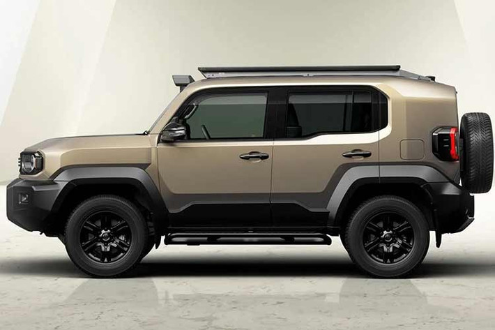 Xe được định vị là SUV việt dã "nhỏ nhưng có võ" này vốn ra mắt cùng động cơ xăng quen thuộc. Điều này có lẽ đã khiến không ít người hâm mộ dòng xe off-road cảm thấy thất vọng vì xe không có động cơ diesel vốn có sức kéo khỏe hơn. Tin mừng là Toyota có vẻ như đang cân nhắc bổ sung một lựa chọn động cơ khác cho Land Cruiser FJ để đáp ứng các tiêu chuẩn khí thải toàn cầu ngày càng khắt khe.