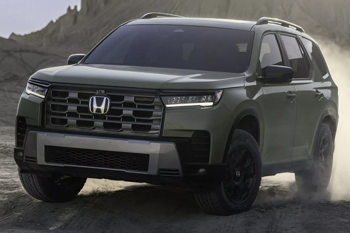 Ở lần nâng cấp này, mẫu xe SUV Honda Pilot 2026 mới sở hữu thiết kế cơ bắp hơn, công nghệ cũng đã được nâng cấp hiện đại hơn và những cải tiến đáng giá về khả năng cách âm cũng như trải nghiệm vận hành.