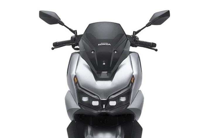 NWT150 được phát triển dựa trên nền tảng NWG150, chú trọng trải nghiệm của người lái với việc được trang bị kính chắn gió lớn và phuộc sau đôi giúp xe vận hành linh hoạt trên nhiều địa hình.