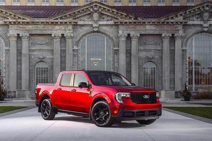 Mẫu xe bán tải mới giá cả phải chăng nhất nước Mỹ đã có một năm 2025 tuyệt vời, với Ford mô tả đây là năm bán hàng tốt nhất của Maverick. Xe có mối liên hệ mật thiết với Escape (hiện đã ngừng sản xuất) và Bronco Sport có cấu trúc cơ khí tương tự, mẫu xe bán tải cỡ nhỏ này đã bán được 155.051 chiếc tại Hoa Kỳ trong suốt năm 2025.