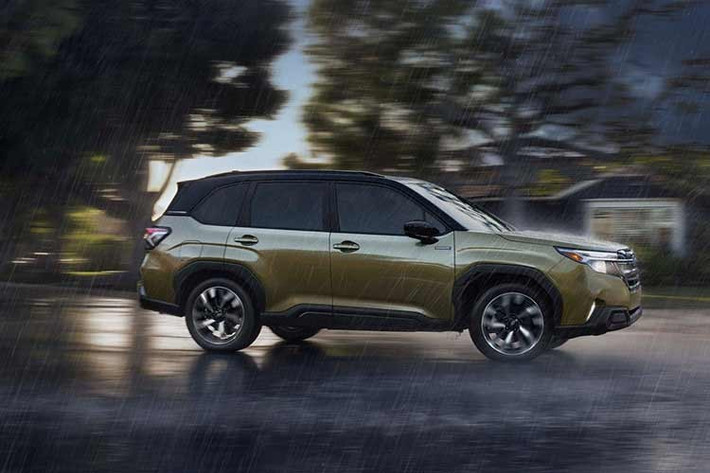 Theo tiêu chuẩn đo EPA của Mỹ, mẫu xe SUV Subaru Forester Hybrid đạt mức tiêu thụ trung bình 6,7 lít/100 km, trong khi bản thường tiêu hao khoảng 8,1 lít/100 km.