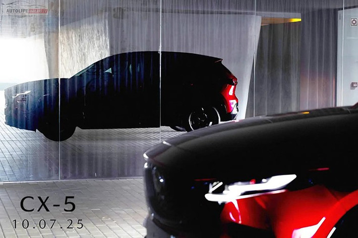 Những hình ảnh "úp mở" do hãng công bố dường như trùng khớp với chiếc xe từng bị rò rỉ thiết kế cách đây không lâu. Qua đó, có thể thấy xe được áp dụng ngôn ngữ thiết kế tiến hóa chứ không phải lột xác hoàn toàn.