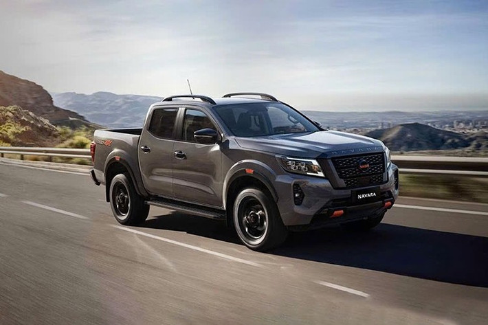 Mjaf phân phối Edaran Tan Chong Motor (ETCM) vừa giới thiệu Nissan Navara X-Tremer 2025 mới tại thị trường Malaysia. Xe có 3 phiên bản gồm V, VL và Pro-4X cùng giá bán dao động từ 134.800 - 154.800 RM (tương đương khoảng 840 - 965 triệu đồng).