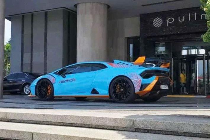 "Siêu bò" Lamborghini Huracan của doanh nhân Vũng Tàu thuộc phiên bản Super Trofeo Omologata hay còn gọi là STO, 1 biến thể xe đường phố bước ra từ đường đua đã được hãng xe Lamborghini cho ra mắt vào năm 2021.
