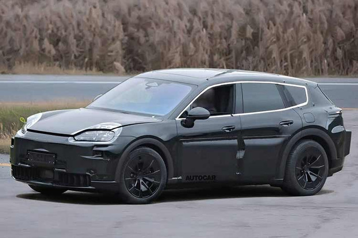 Sự thay đổi từ động cơ điện sang động cơ thuần săng cho K1 này cho thấy Porsche đang chọn một lối đi thực tế, ưu tiên giá trị sử dụng và mong muốn của khách hàng thay vì chạy đua theo xu hướng một cách cực đoan.