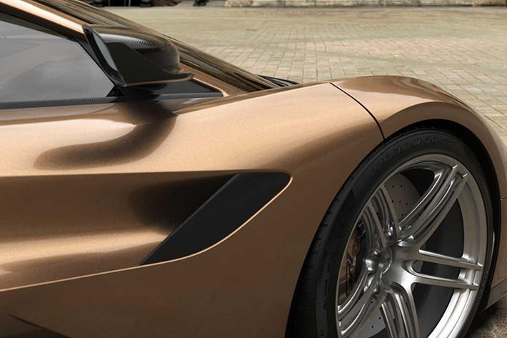 Được thiết kế bởi cựu nhà thiết kế Bugatti và Rimac, Angel Guerra, ngoại thất được lấy cảm hứng từ những biểu tượng siêu xe và ý tưởng như Lancia Stratos Zero của Marcello Gandini và Lamborghini Countach. Chiếc GP1 trông thật tuyệt vời trên bộ vành đúc teledial, đến nỗi việc trang bị một bộ vành năm chấu thay thế sẽ là một sai lầm.