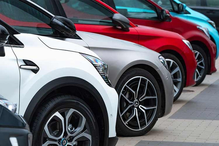 Tất nhiên, điều này còn phụ thuộc vào việc đại lý có thực sự bán xe cho bạn với mức giá dưới 25.000 USD hay không. Tình trạng đội giá tại đại lý Mỹ vẫn còn phổ biến, ngay cả với xe giá rẻ. Để giúp người mua tránh bị “hớ”, Consumer Reports đã phân tích dữ liệu giao dịch thực tế từ TrueCar nhằm tìm ra 5 mẫu xe đáng mua với giá giao dịch thấp nhất.