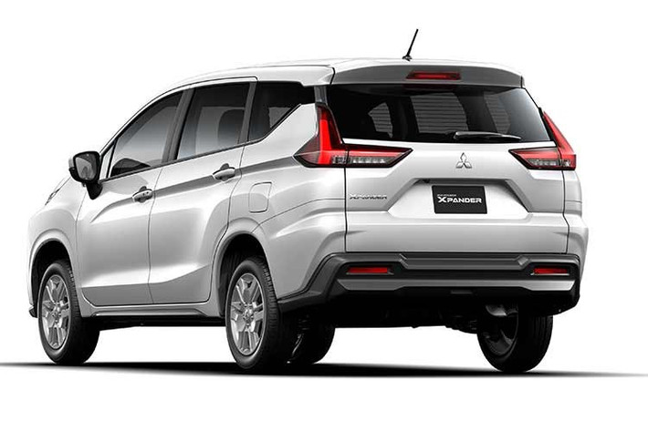 Trái tim của Xpander MT 2026 là khối động cơ 1.5L MIVEC, nổi bật với khả năng vận hành ổn định, bền bỉ và tiết kiệm nhiên liệu, phù hợp cho cả nhu cầu di chuyển hàng ngày lẫn đường dài. Xe sử dụng hộp số sàn 5 cấp linh hoạt và chủ động trong nhiều điều kiện giao thông.