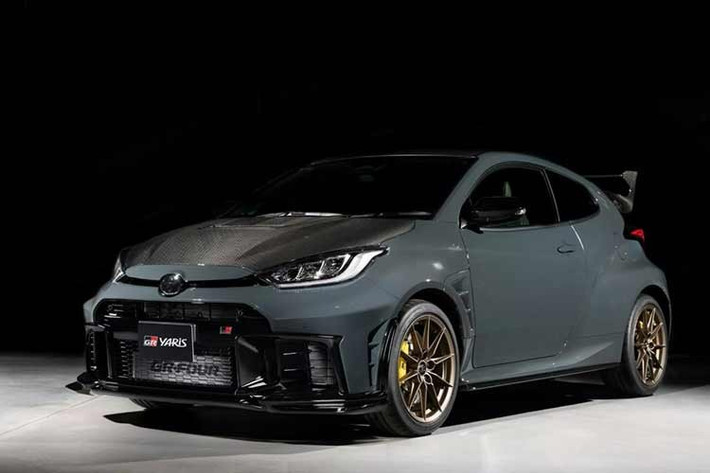 Hãng xe Toyota vừa giới thiệu GR Yaris Morizo RR tại Tokyo Auto Salon 2026, phiên bản đặc biệt của GR Yaris được phát triển dựa trên trải nghiệm đua 24 giờ Nurburgring của Chủ tịch Akio Toyoda, người còn được biết đến với biệt danh “Morizo”.