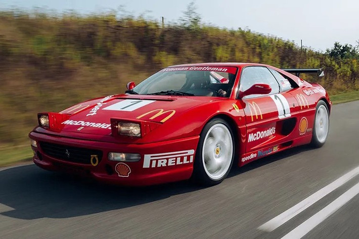 Ferrari F355 Challenge sản xuất năm 1996 (thế hệ thứ 2) là xe đua dành riêng cho series 'Ferrari Challenge'. F355 Challenge ra mắt từ năm 1995 (thay thế F348 Challenge trong các giải đua Ferrari Challenge châu Âu) và được phát triển từ phiên bản đường phố F355 Berlinetta bổ sung thêm bodykit từ nhà máy.