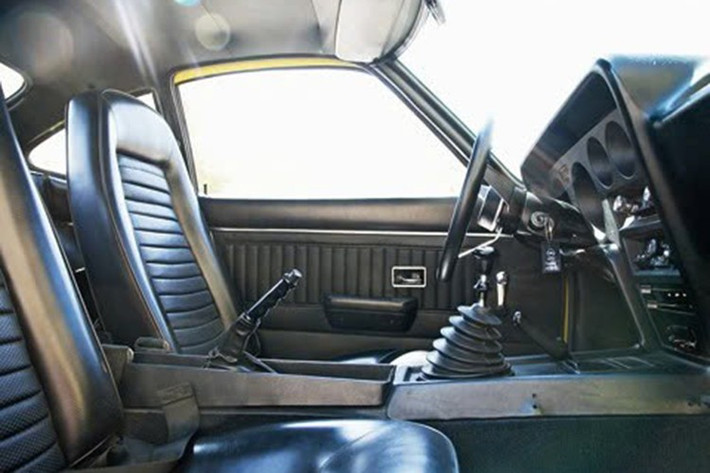 Opel GT được trang bị động cơ OHV 4 xi-lanh thẳng hàng 1.1 L , sản sinh công suất 67 mã lực tại 6.000 vòng/phút. Tuy nhiên, hầu hết người mua đã chọn động cơ trục cam trong đầu 1.9 lít tùy chọn, sản sinh công suất 102 mã lực tại 5.200 đến 5.400 vòng/phút.