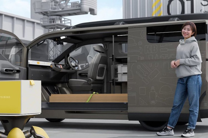 Chưa có thông tin gì về hệ động lực của Hiace Concept, khi bối cảnh hiện tại của ngành công nghiệp ôtô thế giới vẫn đang ở trước ngã 3 đường: động cơ đốt trong - điện - hybrid.