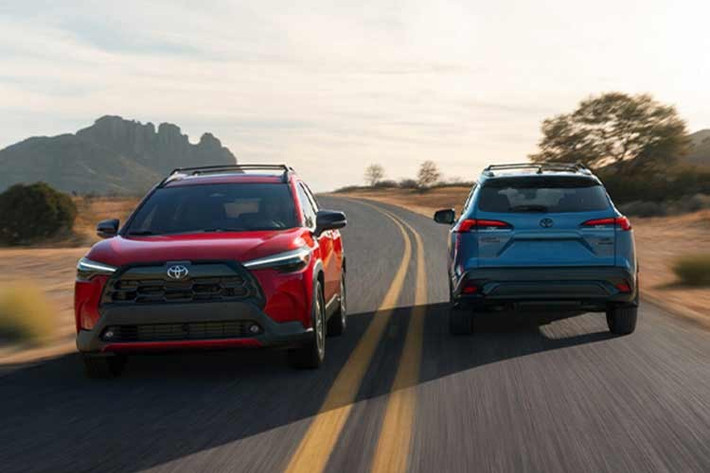 Đó là lúc Consumer Reports phát huy vai trò của mình. Tổ chức nghiên cứu thị trường phi lợi nhuận này đã xếp hạng các mẫu xe đời 2025 được dự đoán có thể đạt số công-tơ-mét 320.000 km dựa trên khảo sát người dùng. Không có gì ngạc nhiên khi xe Toyota chiếm ưu thế áp đảo với 8/12 mẫu trong danh sách. Ngoài Toyota, danh sách của Consumer Reports còn có 2 mẫu xe Honda, 1 mẫu Ford và 1 mẫu Chevrolet.