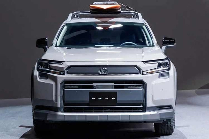 Hiện Toyota Philippines chưa công bố thời điểm ra mắt chính thức của RAV4 2026. Tuy nhiên, với những gì đã được hé lộ, sự xuất hiện của mẫu xe này được kỳ vọng sẽ khuấy động phân khúc crossover hybrid tại thị trường Đông Nam Á trong thời gian tới.