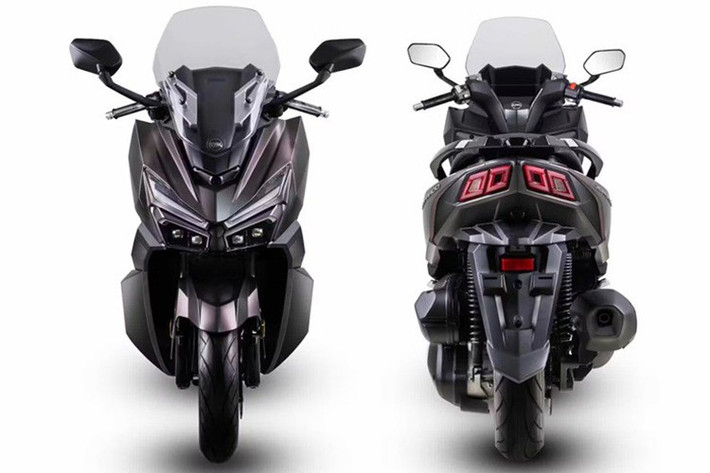 Xe sử dụng bánh sau kích thước 13 inch, bánh trước 14 inch, nhỏ hơn một chút so với các tay ga Touring thông thường, khiến tỷ lệ nhìn từ bên hông chưa thật cân đối.