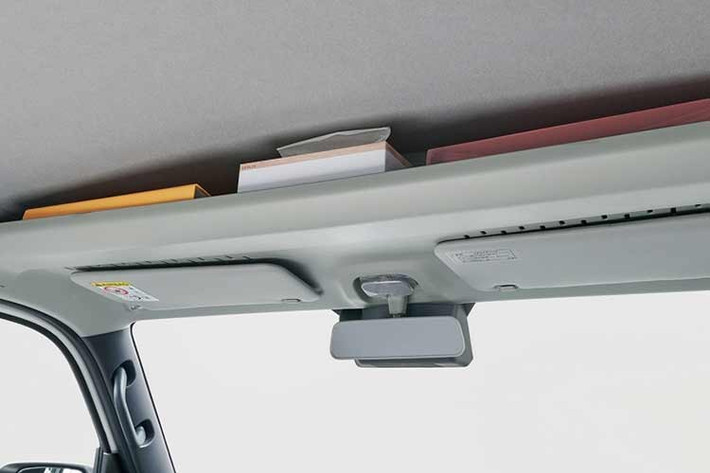 Đáng chú ý hơn, tính năng Vehicle-to-Home (V2H) cho phép xe cung cấp điện ngược lại cho hộ gia đình trong trường hợp khẩn cấp hoặc mất điện.