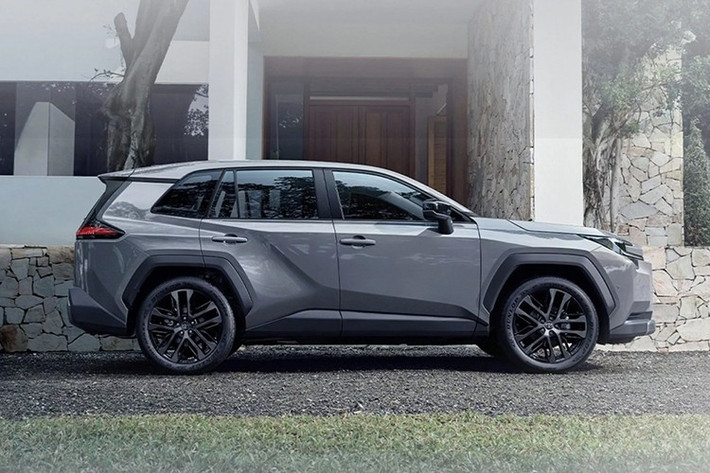 Về thiết kế, GAC - Toyota Wildlander mang phong cách hiện đại, gọn gàng với lưới tản nhiệt dạng tổ ong cùng đèn pha tạo hình “đầu búa”. Trong khi đó, FAW RAV4 có kiểu dáng hầm hố hơn, lấy cảm hứng từ các phiên bản Woodland và Adventure, dù đã lược bỏ giá nóc. Cả hai mẫu đều không có phiên bản GR Sport thể thao.