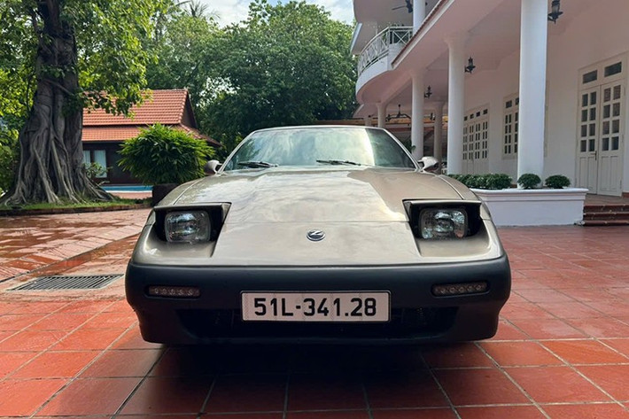 Nissan 300ZX là một chiếc xe thể thao được sản xuất qua hai thế hệ khác nhau. Cũng như tất cả các phiên bản Z khác, 300ZX được bán tại thị trường nội địa Nhật Bản dưới tên Fairlady Z. Mẫu xe này được bán tại Nhật Bản từ năm 1983 đến năm 2000 và tại Hoa Kỳ từ năm 1984 đến năm 1996.