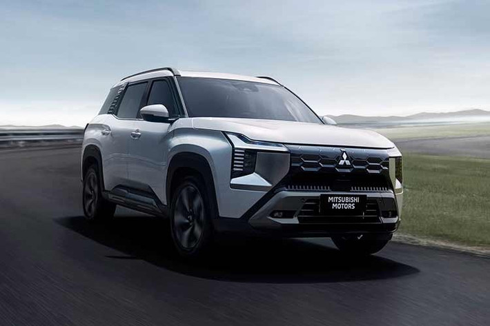 Trong bối cảnh nguồn lực phát triển còn hạn chế, việc ra mắt bản hybrid cho Destinator không phải là điều dễ dàng. Tuy vậy, nếu phiên bản máy xăng hiện tại đạt được thành công doanh số, đây có thể là cơ sở để Mitsubishi đẩy nhanh kế hoạch điện hóa mẫu xe này trong thời gian tới.