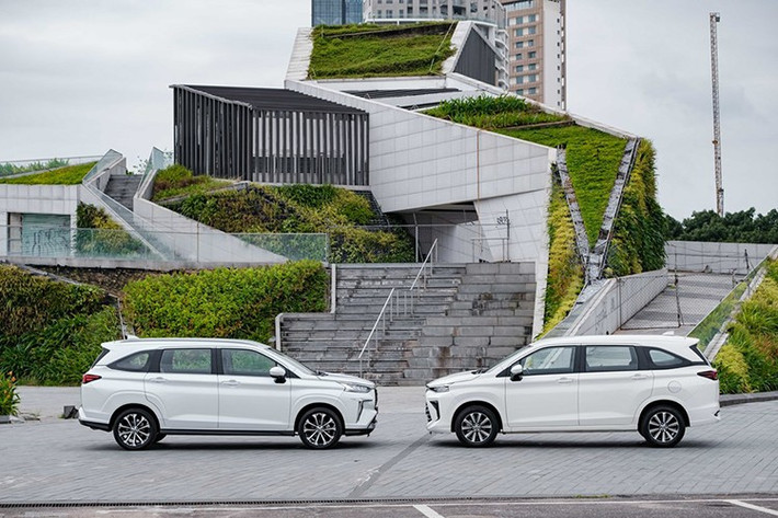 Riêng Veloz Cross ghi nhận 639 xe bán ra trong tháng trước, nâng tổng doanh số năm nay lên hơn 5.200 chiếc. Dù vậy, khoảng cách giữa Veloz và đối thủ Xpander vẫn chưa có nhiều thay đổi sau 3 năm cạnh tranh trực diện.