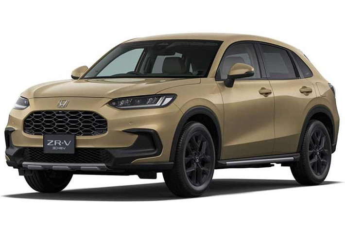 Các chi tiết của ZR-V Cross Touring như tấm ốp bảo vệ gầm giả nhôm, ốp sườn và vòm bánh xe mở rộng không chỉ gia tăng tính thẩm mỹ mà còn khẳng định phong cách dã ngoại. Xe sở hữu bộ mâm 18 inch sơn đen mờ, hoàn thiện vẻ ngoài phong trần cho những chuyến phiêu lưu.