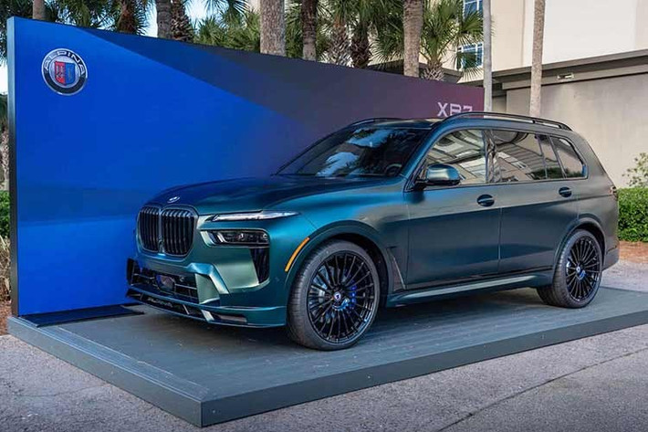 Mẫu xe SUV hạng sang BMW Alpina XB7 đầu tiên ra mắt tại Spartanburg, Nam Carolina vào năm 2020. Đây cũng là chiếc xe đầu tiên được chế tạo bên ngoài xưởng Alpina ở Buchloe, không xa trụ sở chính của BMW tại Munich.