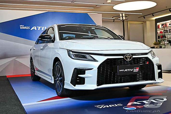 Xe được bảo hành 3 năm hoặc 100.000 km cùng danh mục trang bị an toàn dày đặc từ 6 túi khí đến camera 360 độ, Toyota Yaris Ativ 2026 đang tạo nên một tiêu chuẩn mới tại thị trường Thái Lan. Đây được xem là tín hiệu sớm cho thấy những nâng cấp tương tự có thể sẽ xuất hiện trên mẫu Toyota Vios tại thị trường Việt Nam.