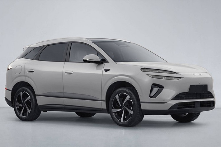 Riêng bản EV chiếm gần 70% tổng doanh số của dòng BYD Sealion 06 trong tháng. Tính từ khi ra mắt vào tháng 7/2025, tổng doanh số tích lũy của mẫu xe này đã đạt 134.665 chiếc.