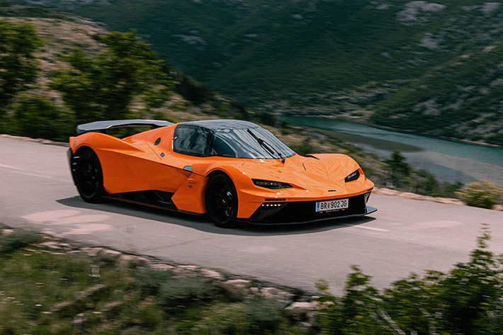 Trong cuộc phỏng vấn với Cycle World, ông Neumeister chia sẻ rằng việc tái cấu trúc sẽ tập trung vào sự tối giản và hiệu quả. Bước đầu tiên là dừng toàn bộ mảng kinh doanh xe đạp, dự kiến hoàn tất trước cuối năm 2025.