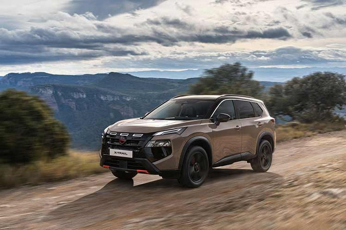 Hiện Nissan chưa công bố thời điểm chính thức bán ra của X-Trail 2026 cũng như mức giá cụ thể. Tại châu Âu, phiên bản hiện tại của mẫu SUV này đang có giá khởi điểm từ khoảng 43.490 euro, tương đương hơn 50.000 USD (khoảng 1,3 tỷ đồng) theo tỷ giá hiện nay.