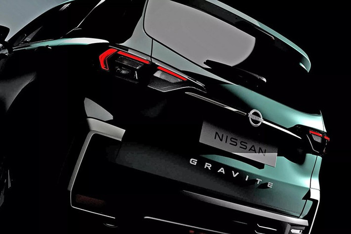 Những bức ảnh mới nhất cho thấy phần trước và sau của Gravite, xác nhận chiếc xe phiên bản mang thương hiệu Nissan của Renault Triber . Tuy nhiên, Nissan đã thực hiện một vài điều chỉnh về kiểu dáng để tạo sự khác biệt cho phiên bản của mình.