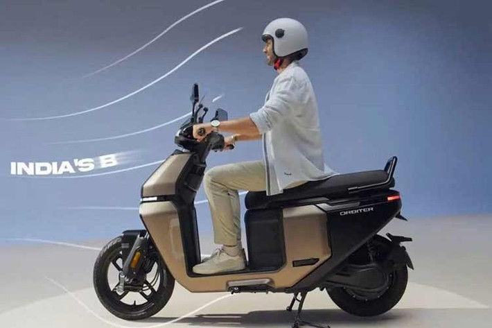 Việc sử dụng gói thuê pin rất tiết kiệm so với mức giá kèm pin là 92.250 rupee (khoảng 26,2 triệu đồng). Với khách hàng mua xe không kèm pin, có thể chọn gói thuê pin với chi phí 862 rupee/tháng (khoảng 245.000 đồng/tháng).