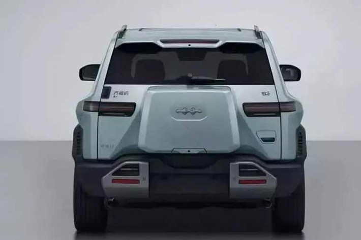 Được thành lập vào tháng 6/2023, Fang Cheng Bao là thương hiệu chuyên về xe điện của tập đoàn BYD. Thương hiệu này chủ yếu tập trung sản xuất các mẫu SUV hiệu suất cao để chạy off-road. Tính đến ngày 15/1/2026, doanh số cộng dồn của thương hiệu Fang Cheng Bao đã vượt mốc 300.000 xe.