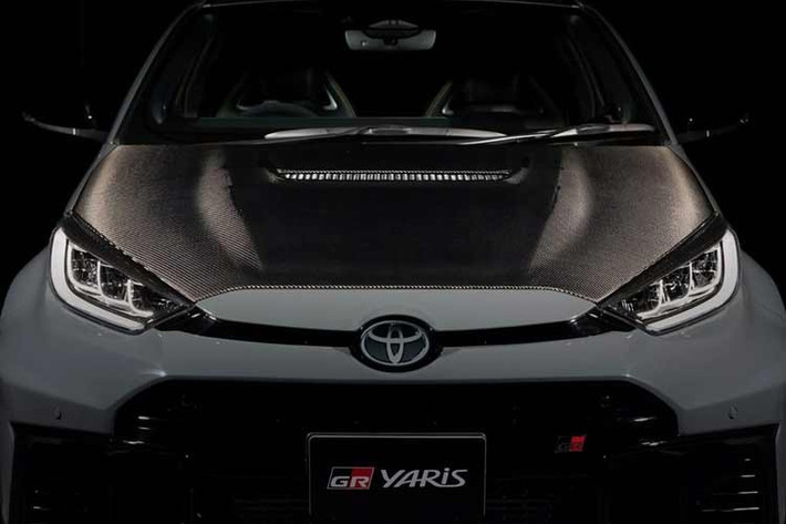 Toyota định vị GR Yaris Morizo RR như một biến thể giới hạn phục vụ những người yêu cảm giác lái. Xe được tinh chỉnh lại hệ thống treo theo dữ liệu thu thập từ trải nghiệm trên đường đua Nurburgring, với mục tiêu giữ lốp bám đường ngay cả trên những bề mặt không bằng phẳng.
