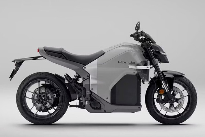 Honda WN7 là phiên bản thương mại của mẫu EV Fun Concept từng được giới thiệu tại triển lãm EICMA 2024 ở Milan. Xe được định vị trong phân khúc “Fun”, hướng đến những khách hàng vừa tìm kiếm trải nghiệm vận hành mạnh mẽ vừa quan tâm đến tính bền vững.