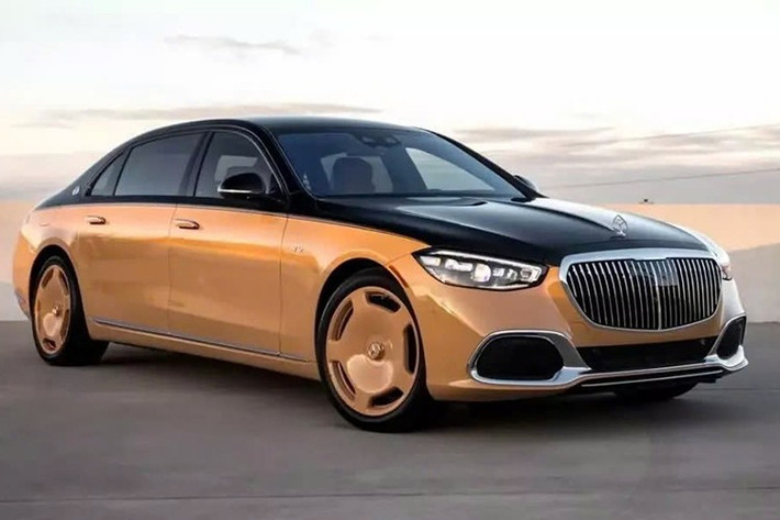Trên toàn thế giới, chỉ có đúng 150 chiếc Mercedes-Maybach S680 Virgil Abloh đặc biệt được sản xuất và bán ra thị trường, nó đã ra mắt cách đây 3 năm nhưng dường như ít ai nhìn thấy xe lăn bánh, vì thế, việc có 1 chiếc đang chào bán đã nahnh chóng thu hút sự quan tâm.