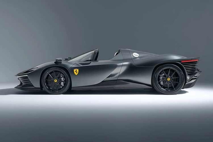 Novitec thực hiện dự án nâng cấp thủ công siêu xe Ferrari Daytona SP3 tại Stetten, Unterallgäu (Đức), nhằm tăng hiệu suất và thay đổi cơ chế vận hành. Ngoại hình của siêu xe được giữ nguyên bởi Daytona SP3 mang nguồn cảm hứng của các mẫu xe cổ điển Ferrari, đặc biệt là chiếc 330 P3/4.