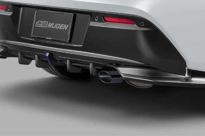 Bên cạnh bản giới hạn, Mugen cũng tung ra các gói nâng cấp dành cho khách hàng phổ thông. Cụ thể, các chi tiết ngoại thất có thể đặt mua riêng bao gồm cản trước hai mảnh, ốp hông, ốp gương carbon.