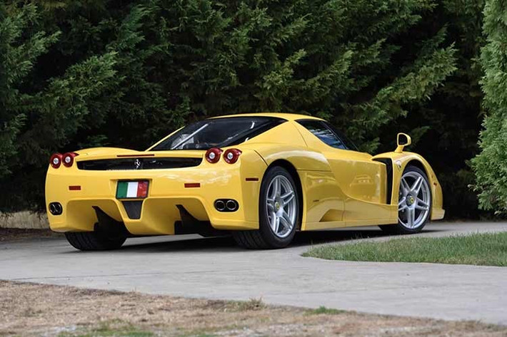 Phil Bachman qua đời vào tháng 8/2005. Gần như toàn bộ bộ sưu tập xe hơi của ông đang được bán đấu giá, và chiếc Ferrari Enzo đời 2003 là một trong số đó.