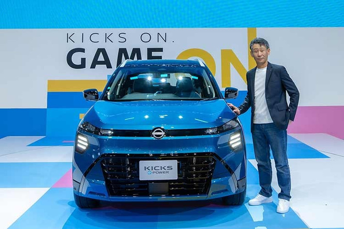 Tại triển lãm Ô tô Quốc tế Bangkok (BIMS) 2026 hiện đang diễn ra tại Thái Lan, hãng Nissan đã mang mẫu SUV cỡ nhỏ Kicks đời mới đến trưng bày và giới thiệu. Tại thị trường Thái Lan, Nissan Kicks 2026 có 3 phiên bản với giá niêm yết từ 839.000-929.000 Baht (khoảng 688-762 triệu đồng).
