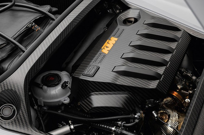 KTM X-Bow được ra mắt lần đầu vào năm 2007 và bắt đầu sản xuất tại nhà máy Graz, Áo từ năm 2008. Mẫu xe này sử dụng động cơ tăng áp TFSI 2.0L hoặc 2.5L.