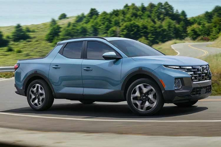 Hyundai Santa Cruz (2024-2025) ﻿ Tương tự Ford Maverick và Honda Ridgeline, Hyundai Santa Cruz cũng là xe bán tải dùng khung gầm xe con. Do đó, mẫu xe này không phải là lựa chọn lý tưởng cho những ai cần khả năng vận hành hạng nặng.