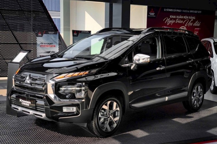 Xpander hiện dẫn đầu phân khúc MPV phổ thông với hơn 9.000 xe bán ra sau 8 tháng, trở thành lựa chọn hàng đầu cho cả khách hàng gia đình lẫn dịch vụ nhờ mức giá dễ tiếp cận và ưu đãi liên tục.