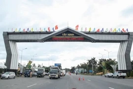 Hai gói thầu hơn 8 tỷ ở Tây Ninh, vì sao chỉ một nhà thầu tham gia?