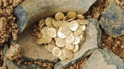 Phát hiện bất ngờ tại đền cổ Ấn Độ: 103 đồng tiền vàng triều đại Chola