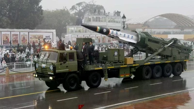 Ấn Độ lần đầu công khai tên lửa chống hạm tầm xa LR-AShM