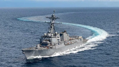 Tàu khu trục USS Ted Stevens (DDG-128) của Hải quân Mỹ, thuộc lớp Arleigh Burke Flight III, đang hành trình trên biển trong quá trình chạy thử. (Nguồn ảnh: HII)